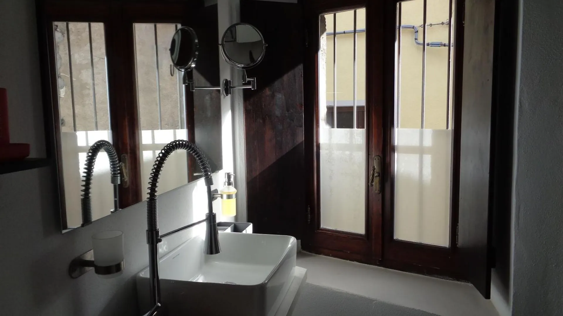 Antico Glicine Apartment Ispra